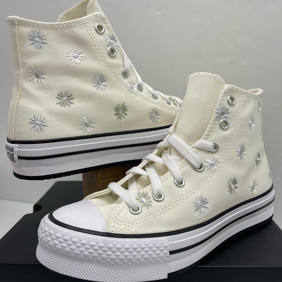 Converse WMNS Cream High-Top
CTAS EVA LIFT HI
EGRET/WHITE/PALE SURPLUS Sneakers - Picture 11 of 16